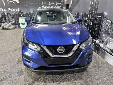 Nissan Qashqai 2023 - Thumbnail 3