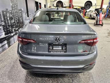 Volkswagen Jetta 2024 - Thumbnail 6