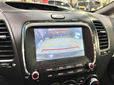 Kia Forte 2018 - Thumbnail 13