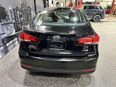 Kia Forte 2018 - Thumbnail 5