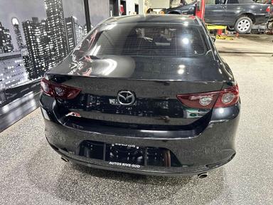 Mazda Mazda3 2019 - Thumbnail 5
