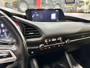 Mazda Mazda3 2019 - Thumbnail 13