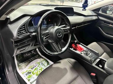 Mazda Mazda3 2019 - Thumbnail 7