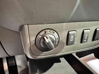 Nissan Frontier 2013 - Thumbnail 16