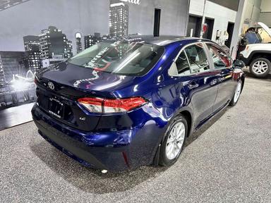 Toyota Corolla 2022 - Thumbnail 5