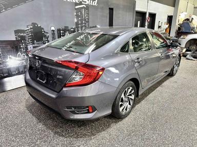 Honda Civic Berline 2018 - Thumbnail 4