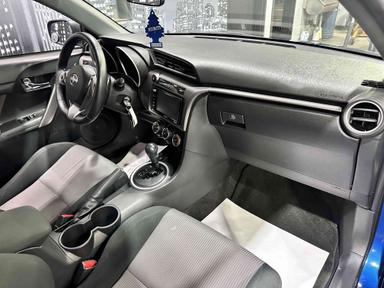 Scion tC 2016 - Thumbnail 10