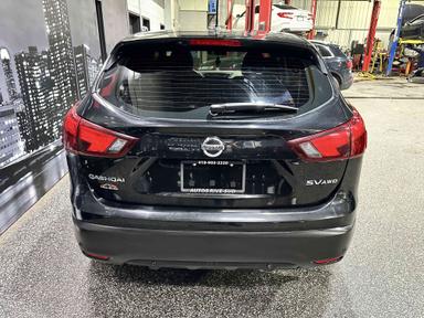 Nissan Qashqai 2019 - Thumbnail 6