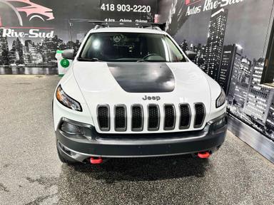 Jeep Cherokee 2018 - Thumbnail 3
