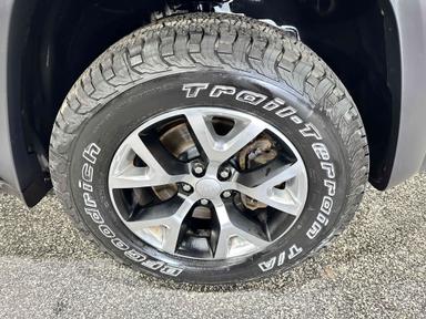 Jeep Cherokee 2018 - Thumbnail 19