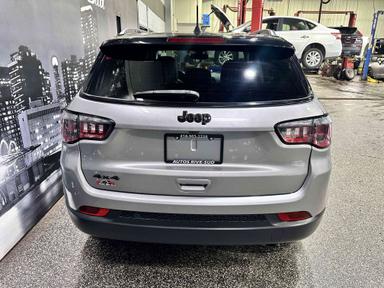 Jeep Compass 2021 - Thumbnail 6