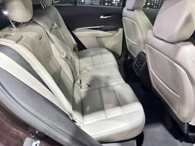 Cadillac XT4 2021 - Thumbnail 12