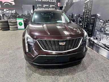 Cadillac XT4 2021 - Thumbnail 3