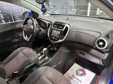 Chevrolet Sonic 2018 - Thumbnail 11