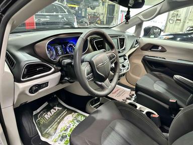 Chrysler Grand Caravan 2024 - Thumbnail 7