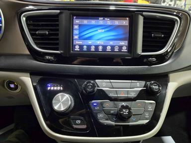 Chrysler Pacifica 2019 - Thumbnail 13