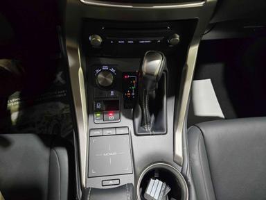Lexus NX 2021 - Thumbnail 15