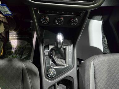 Volkswagen Tiguan 2019 - Thumbnail 15