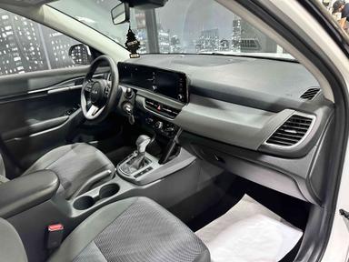 Kia Seltos 2024 - Thumbnail 9