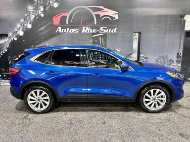 Ford Escape 2022 - Thumbnail 1