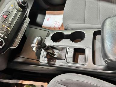 Kia Sorento 2017 - Thumbnail 16