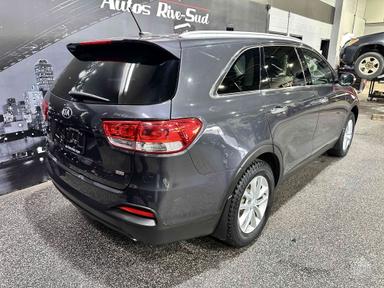 Kia Sorento 2017 - Thumbnail 5