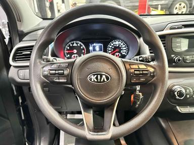 Kia Sorento 2017 - Thumbnail 13