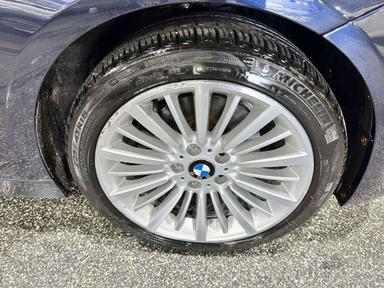 BMW Série 3 2015 - Thumbnail 18