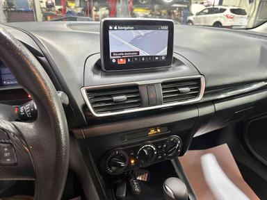 Mazda Mazda3 2016 - Thumbnail 13