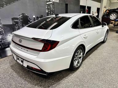 Hyundai Sonata 2021 - Thumbnail 4