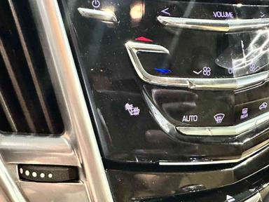 Cadillac SRX 2015 - Thumbnail 16