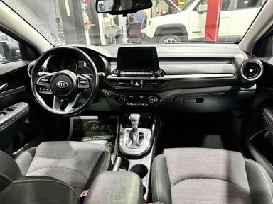 Kia Forte 2021 - Thumbnail 10