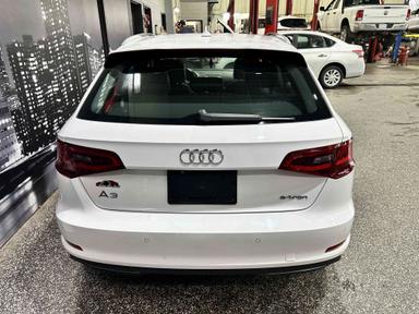 Audi A3 e-tron 2016 - Thumbnail 6