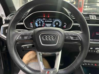 Audi Q3 2022 - Thumbnail 13