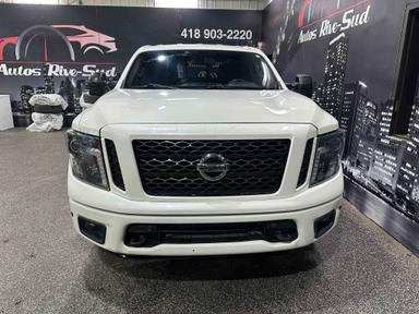 Nissan Titan 2018 - Thumbnail 3