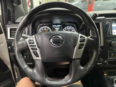 Nissan Titan 2018 - Thumbnail 13