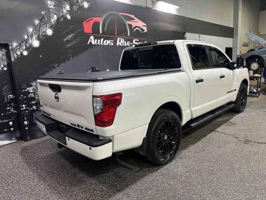 Nissan Titan 2018 - Thumbnail 4