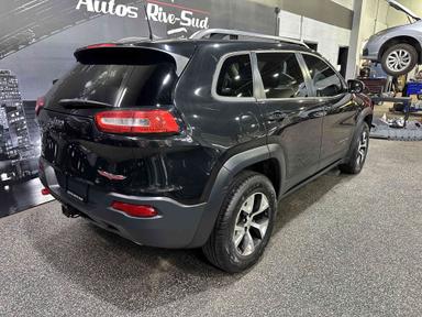 Jeep Cherokee 2016 - Thumbnail 5