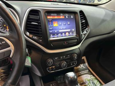 Jeep Cherokee 2016 - Thumbnail 16