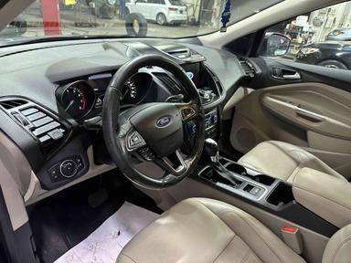 Ford Escape 2017 - Thumbnail 9