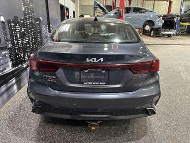 Kia Forte 2022 - Thumbnail 5