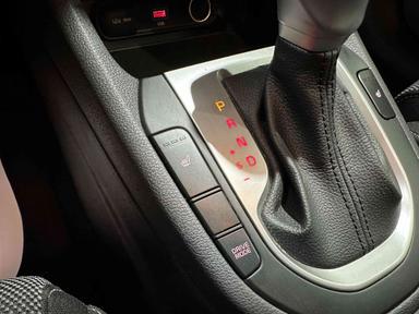 Kia Forte 2022 - Thumbnail 16