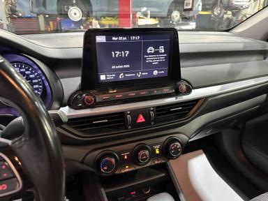 Kia Forte 2022 - Thumbnail 13