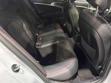 Genesis G70 2021 - Thumbnail 11