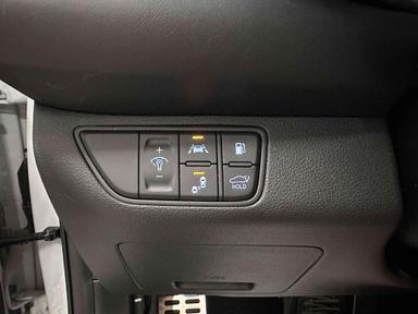 Genesis G70 2021 - Thumbnail 16