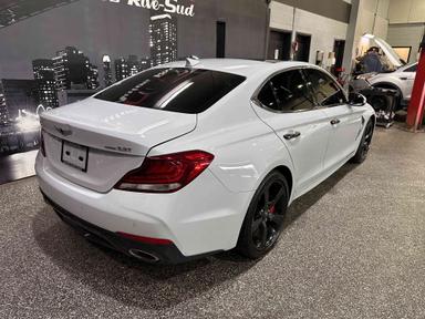 Genesis G70 2021 - Thumbnail 4