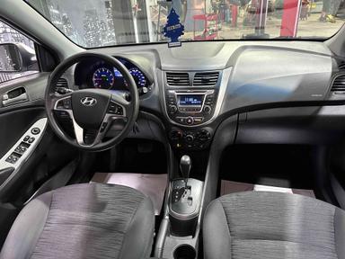 Hyundai Accent Hatchback 2016 - Thumbnail 9