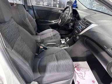 Hyundai Accent Hatchback 2016 - Thumbnail 11