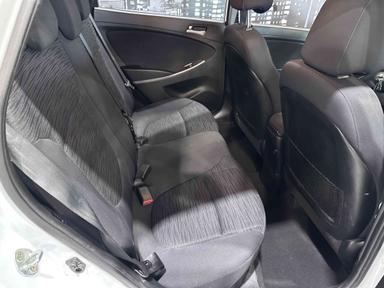 Hyundai Accent Hatchback 2016 - Thumbnail 12