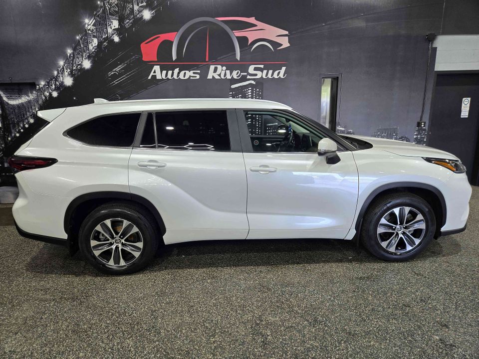 Toyota Highlander 2024 - Image 1